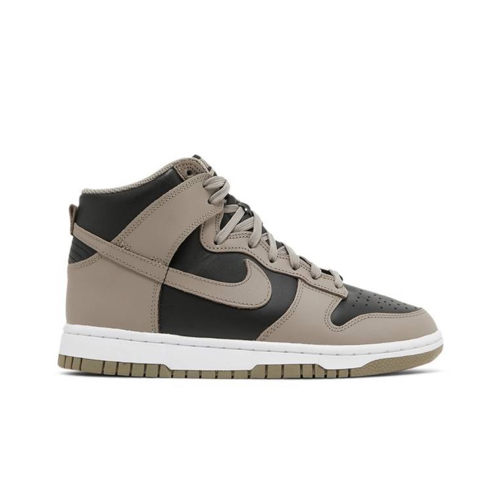 Womens Nike Dunks